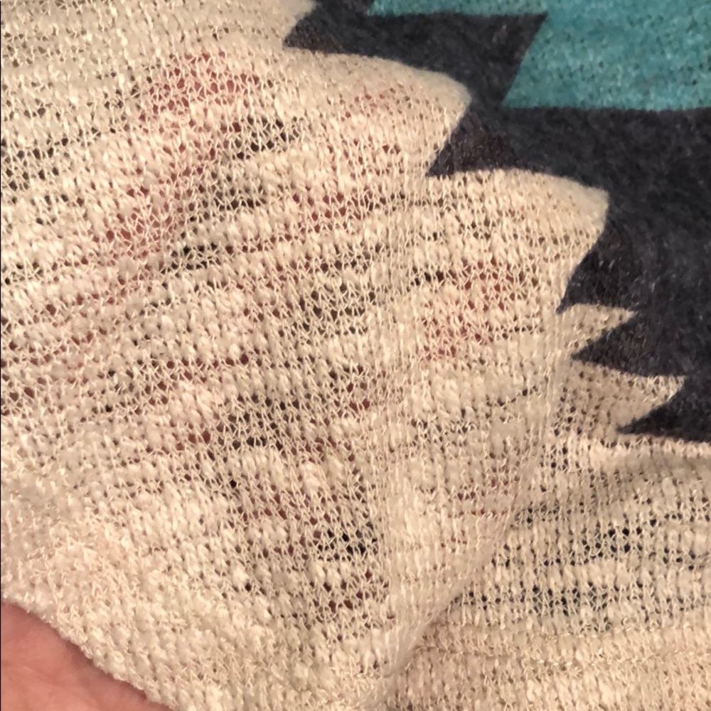 Aztec shirt - Picture 6 of 6